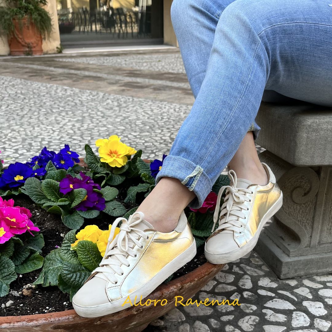 sneakers vera pelle platino oro camoscio beige dettagli ginniche donna fondo gomma 5007 1