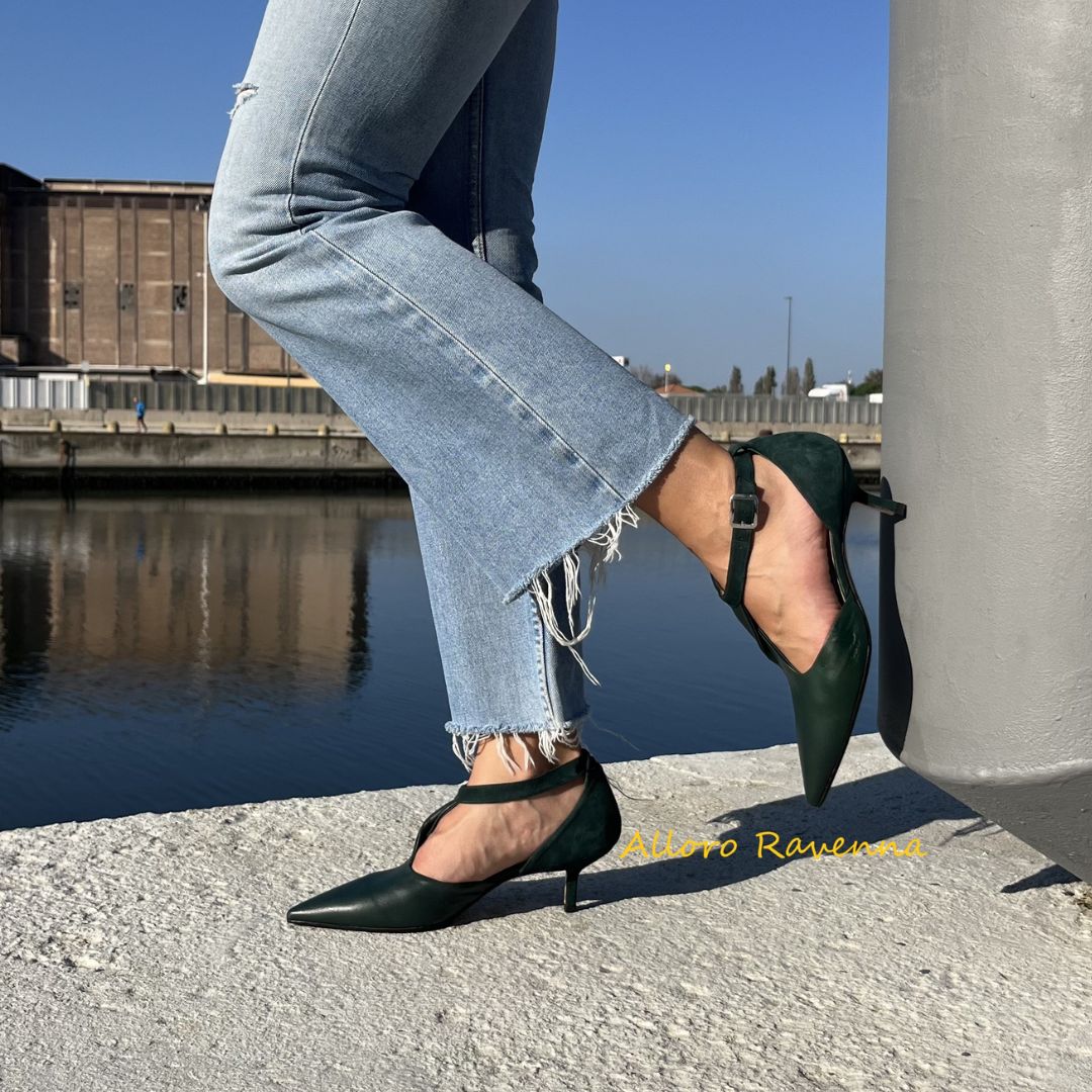 decollete verde in vera pelle camoscio tacco basso a spillo 5 cm incrocio cinturino alla caviglia regolabile punta eleganti donna 1